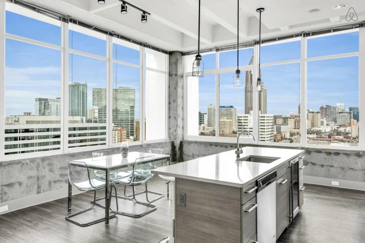 Apartment Legendary Scenic Downtown Superbowl Sky Castle Atlanta