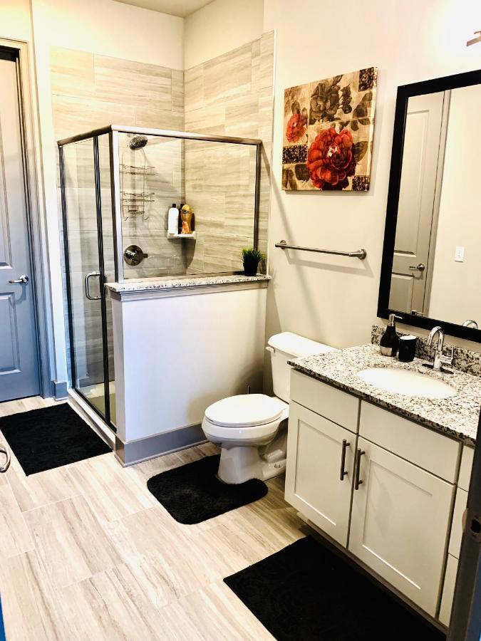 Luxurious And Cozy In Heart Of Buckhead *