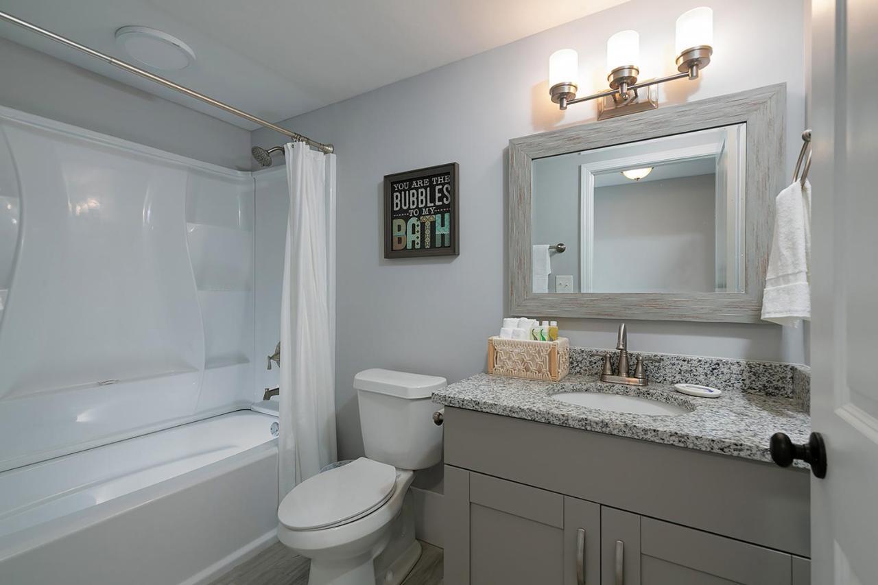 Luxury Vacation By Downtown & Airport Holiday home