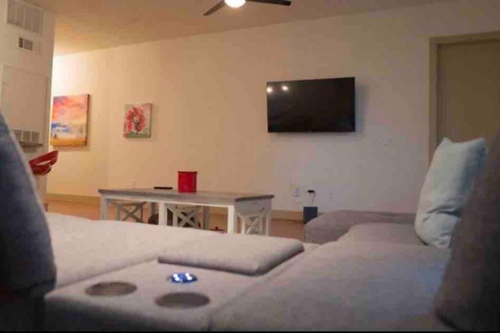 Amazing Away From Apartment Atlanta