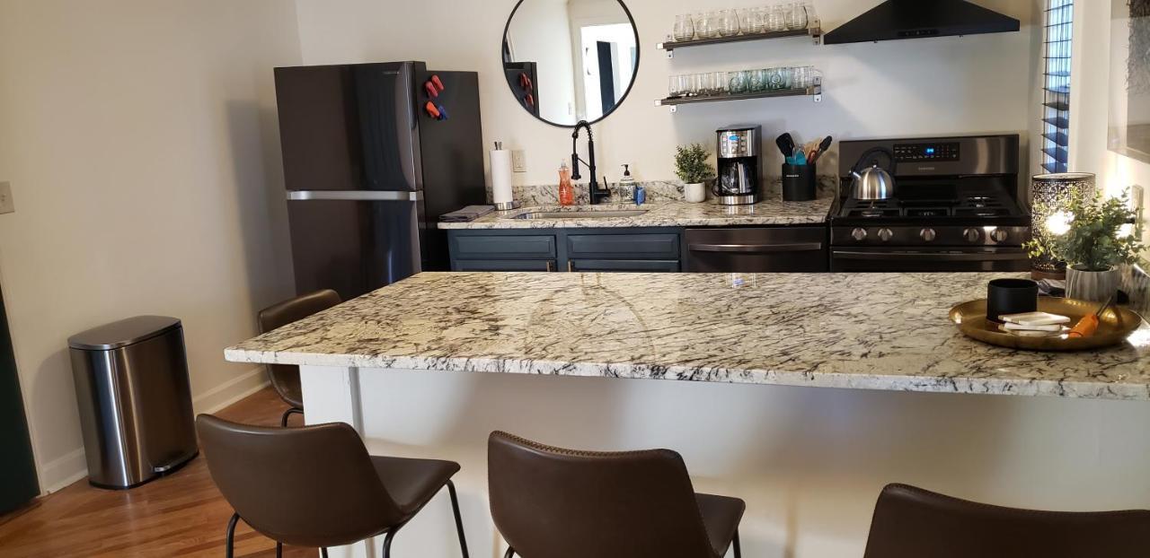 The Dobbs - Luxury Beltline Apartment *