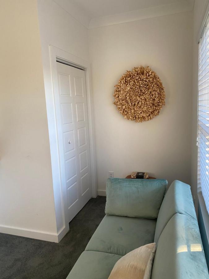 3bd Flex Townhome In Gated Community