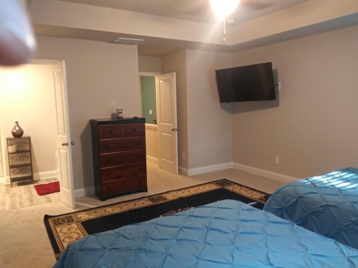 South Apartment *