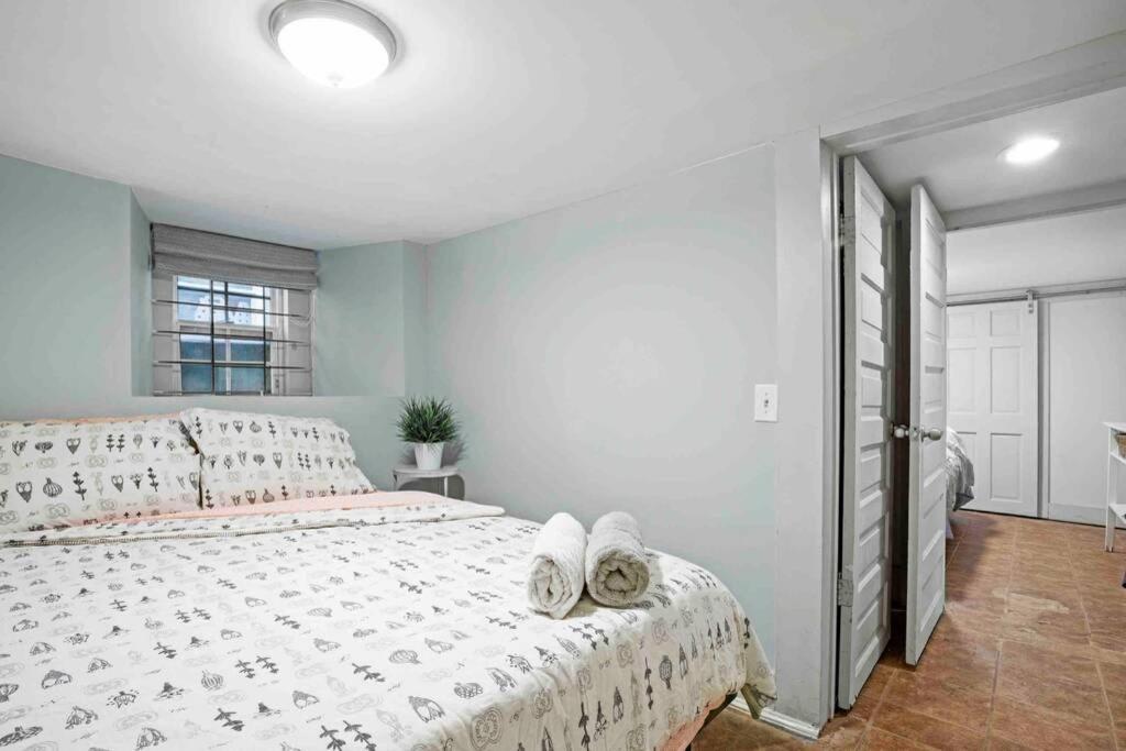 Centrally Located 2 Bedroom Apt Steps Away From Ga Tech Apartment Atlanta