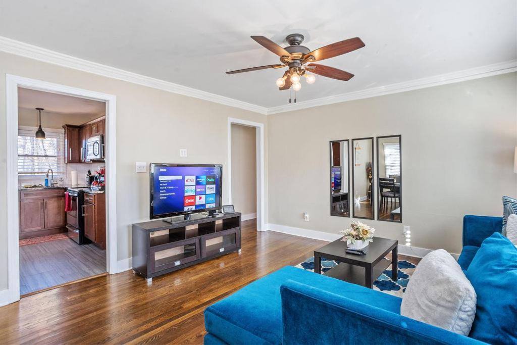 Holiday home King Beds 10 Min To Atl Airport, Grady, Downtown Atlanta