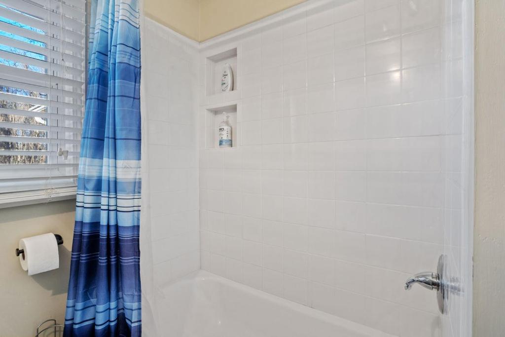 King Beds 10 Min To Atl Airport, Grady, Downtown Holiday home