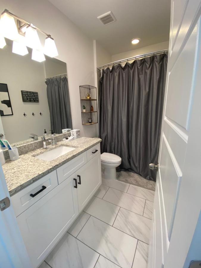 3bd Flex Townhome In Gated Community Holiday home