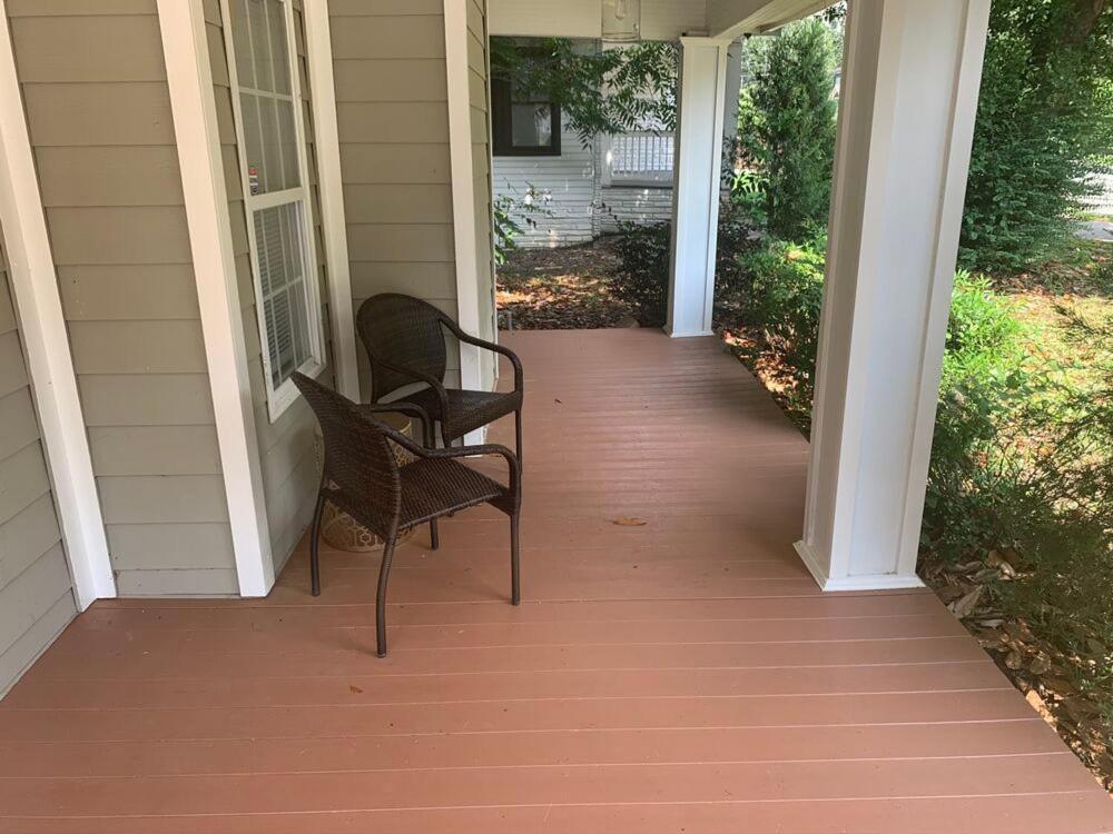 Gorgeous East Village Near Downtown Sleeps 12 5 Bedrooms Coffee Bbq Ac Parking Holiday home Atlanta