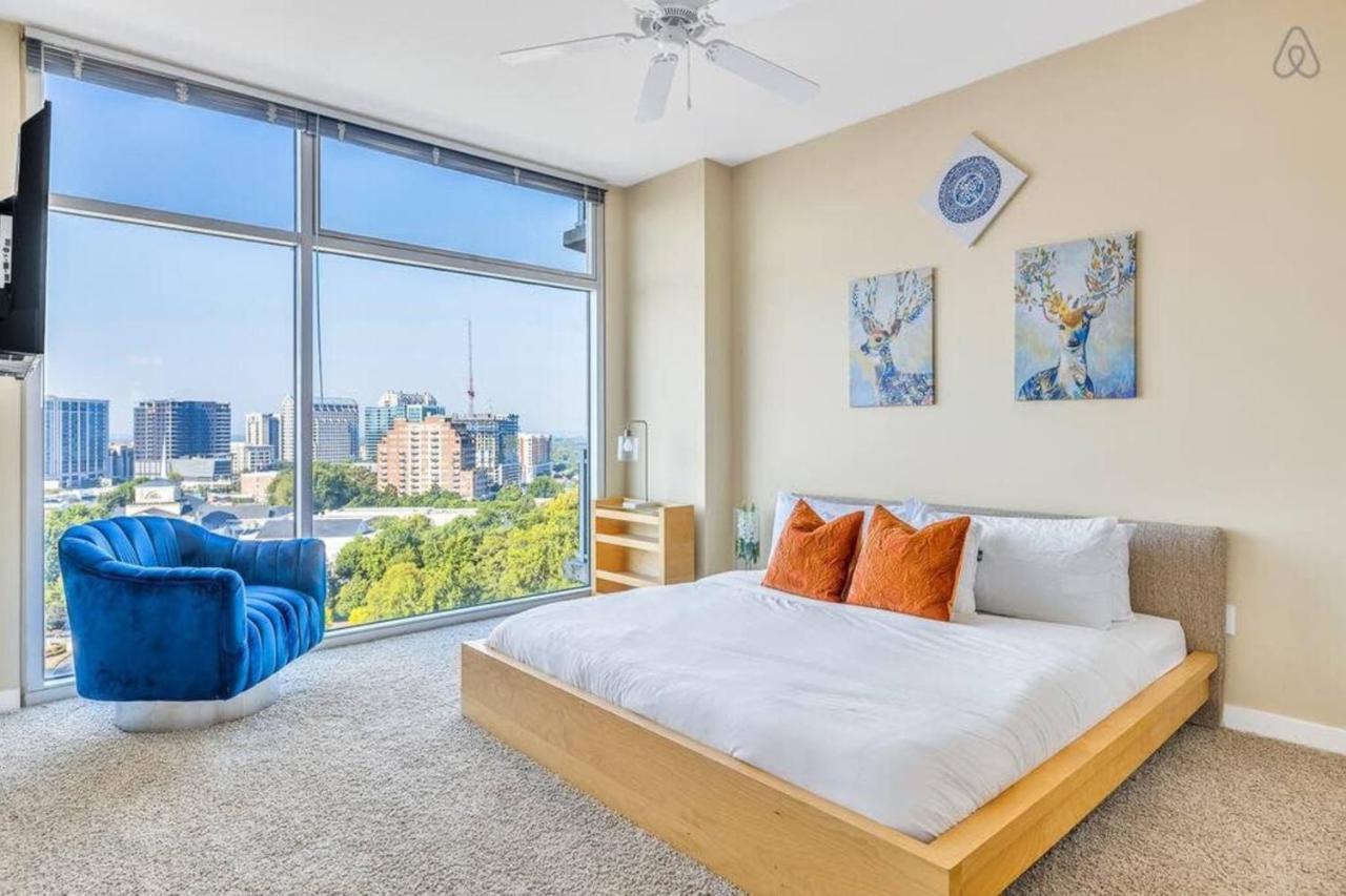 Exquisite Polished Panoramic Buckhead Penthouse-designed * Atlanta