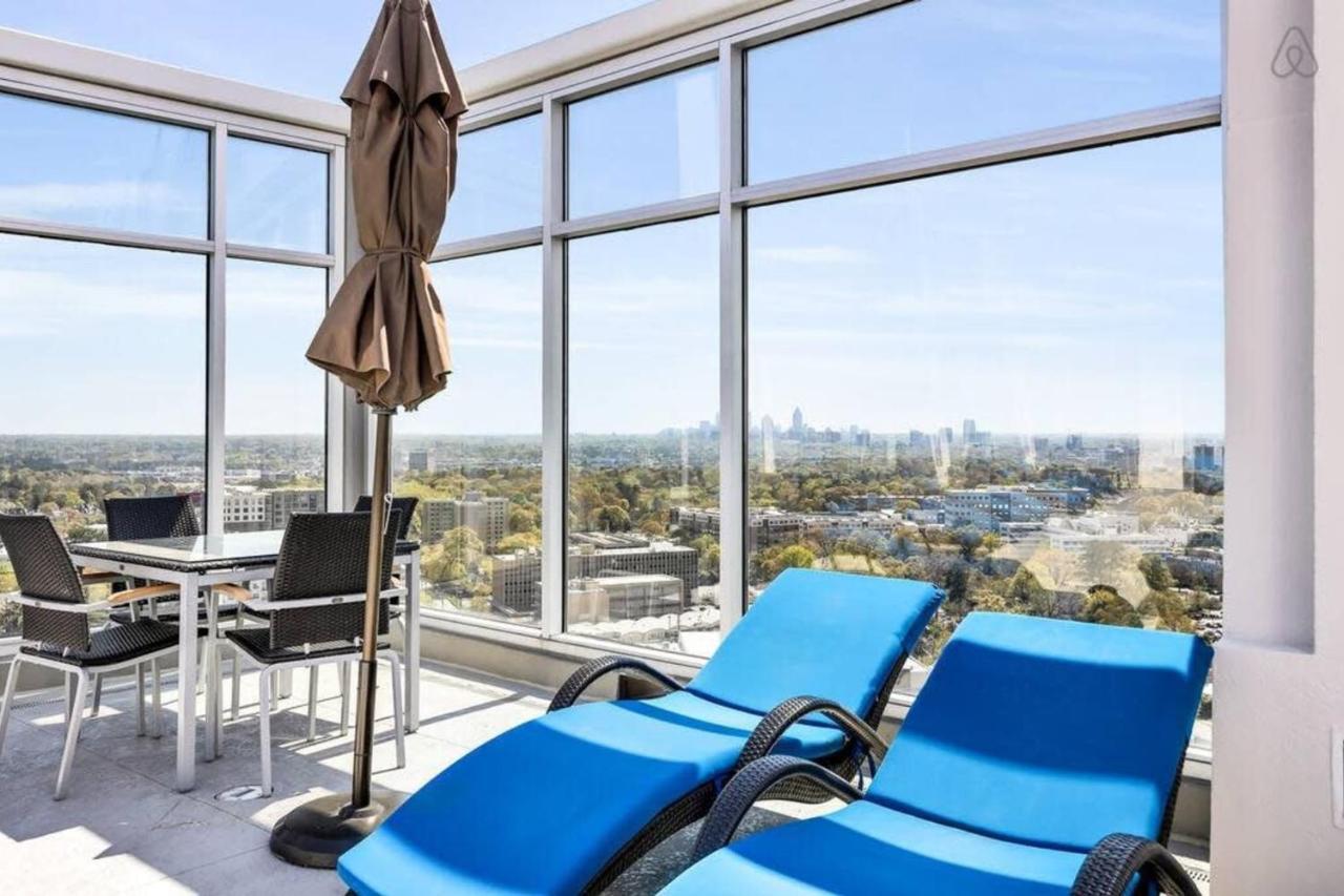 Exquisite Polished Panoramic Buckhead Penthouse-designed Apartment Atlanta