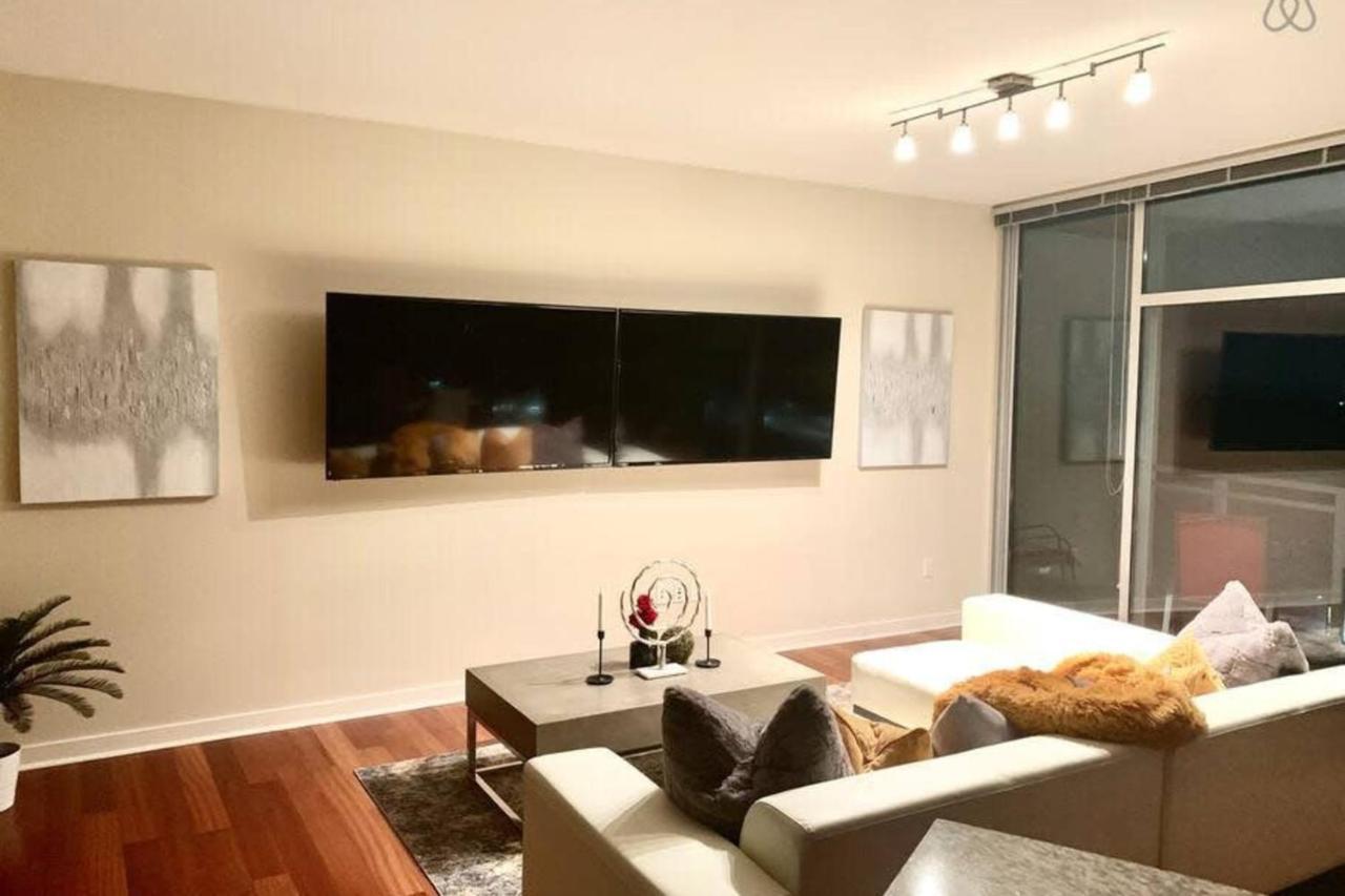 Exquisite Polished Panoramic Buckhead Penthouse-designed Atlanta