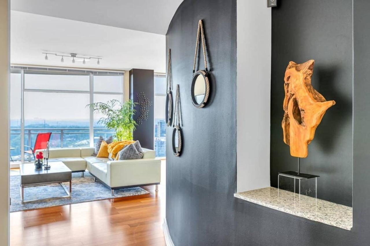 Apartment Exquisite Polished Panoramic Buckhead Penthouse-designed *