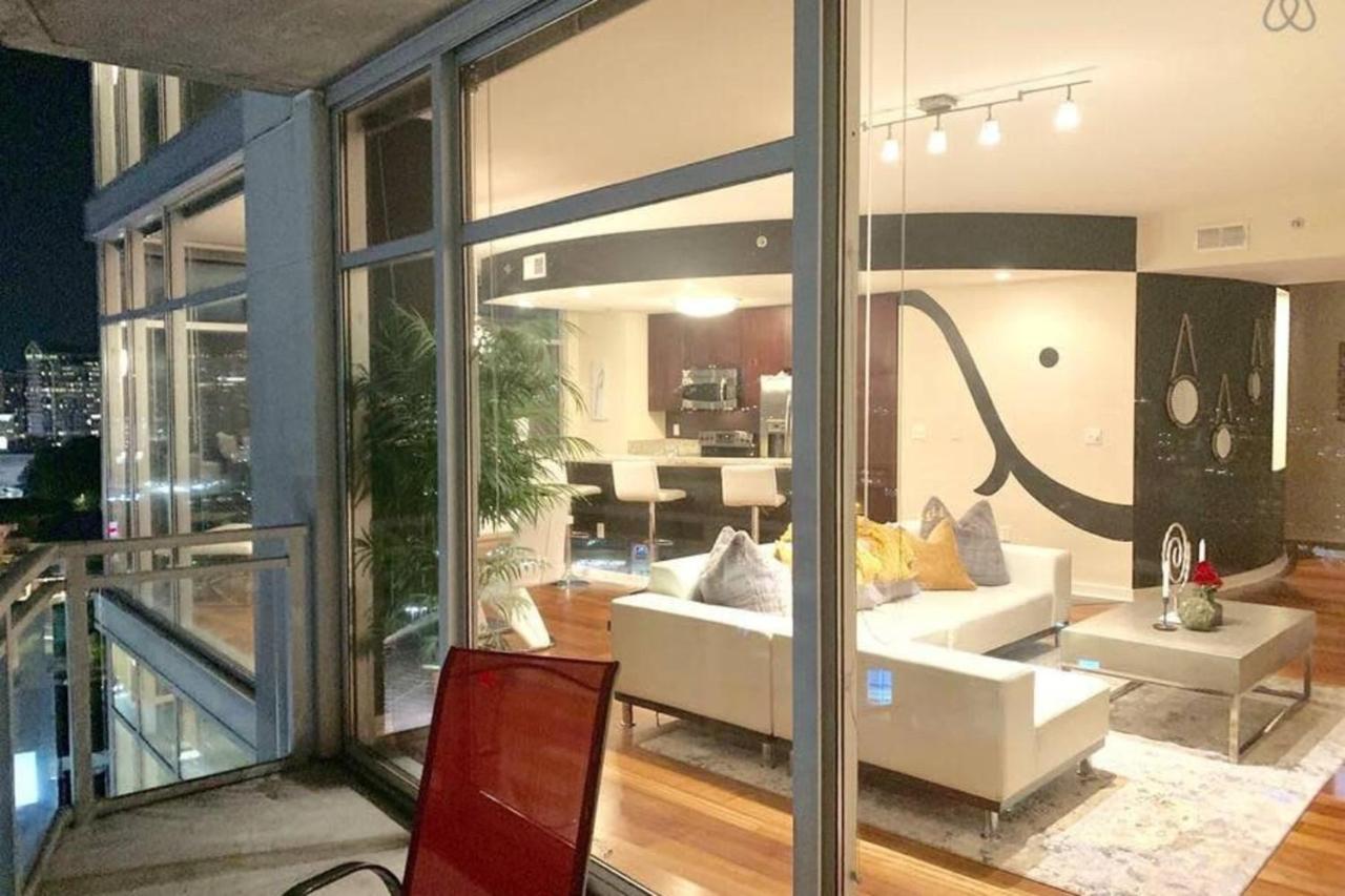 Exquisite Polished Panoramic Buckhead Penthouse-designed Apartment