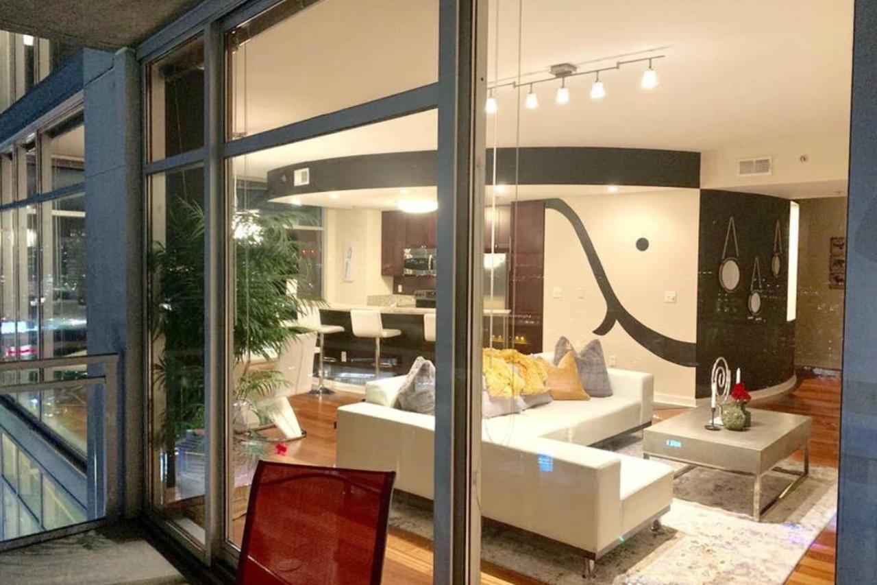 Apartment Exquisite Polished Panoramic Buckhead Penthouse-designed
