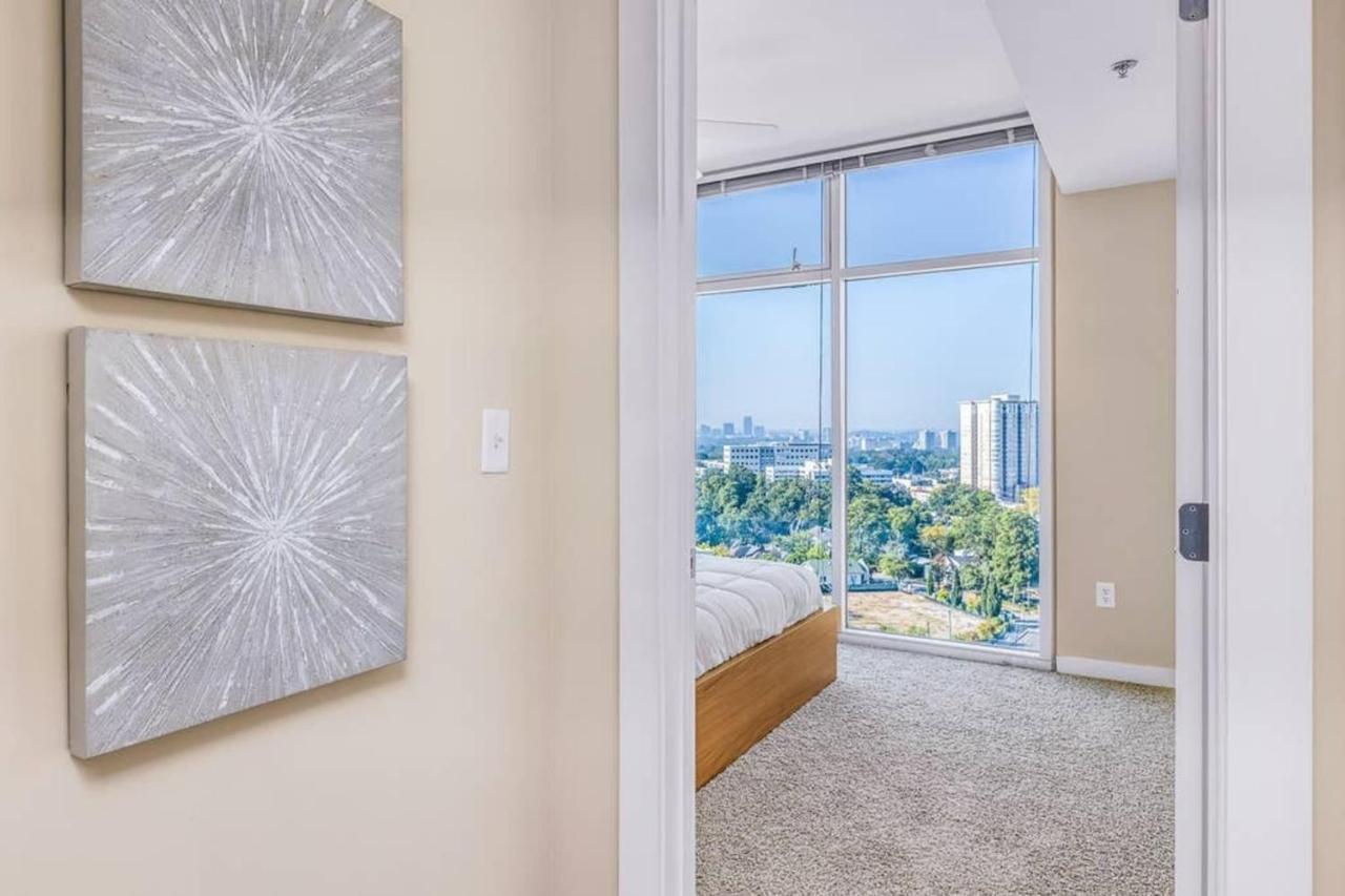 Exquisite Polished Panoramic Buckhead Penthouse-designed Apartment *