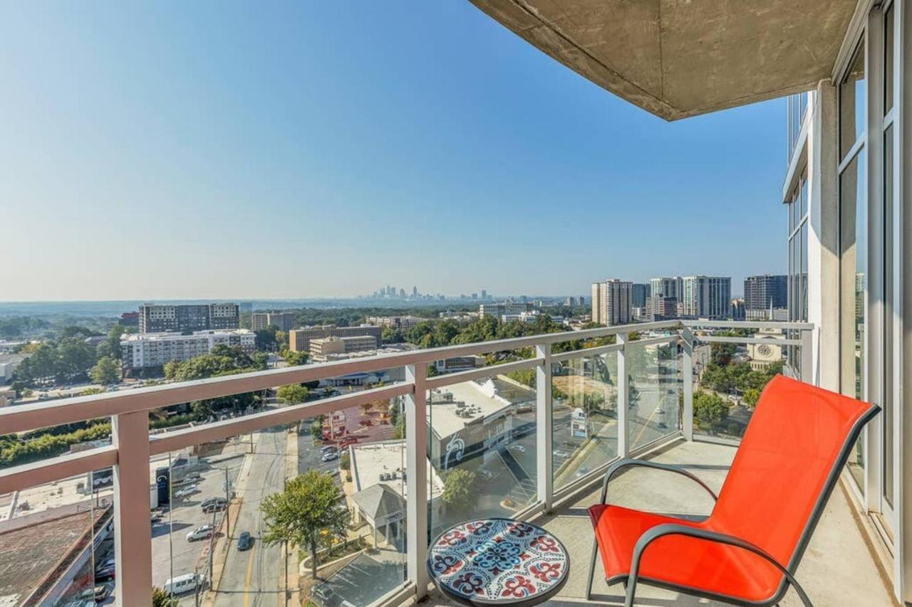 Exquisite Polished Panoramic Buckhead Penthouse-designed Apartment Atlanta