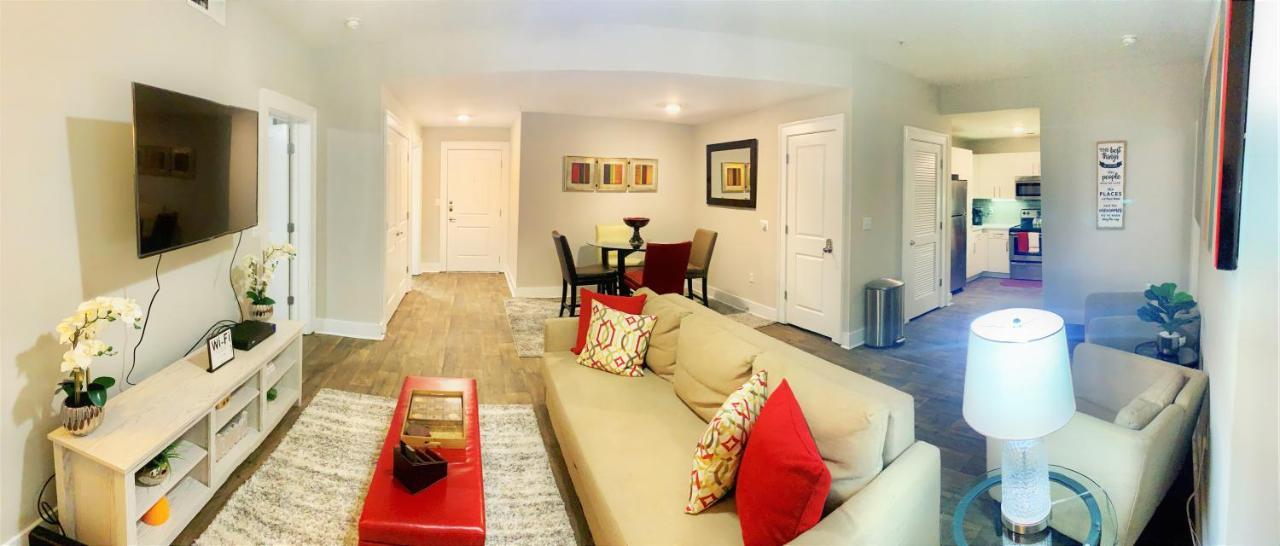 Buckhead Retreat- Spacious 2bd 2ba- Private Balcony, Rooftop-s30 Atlanta