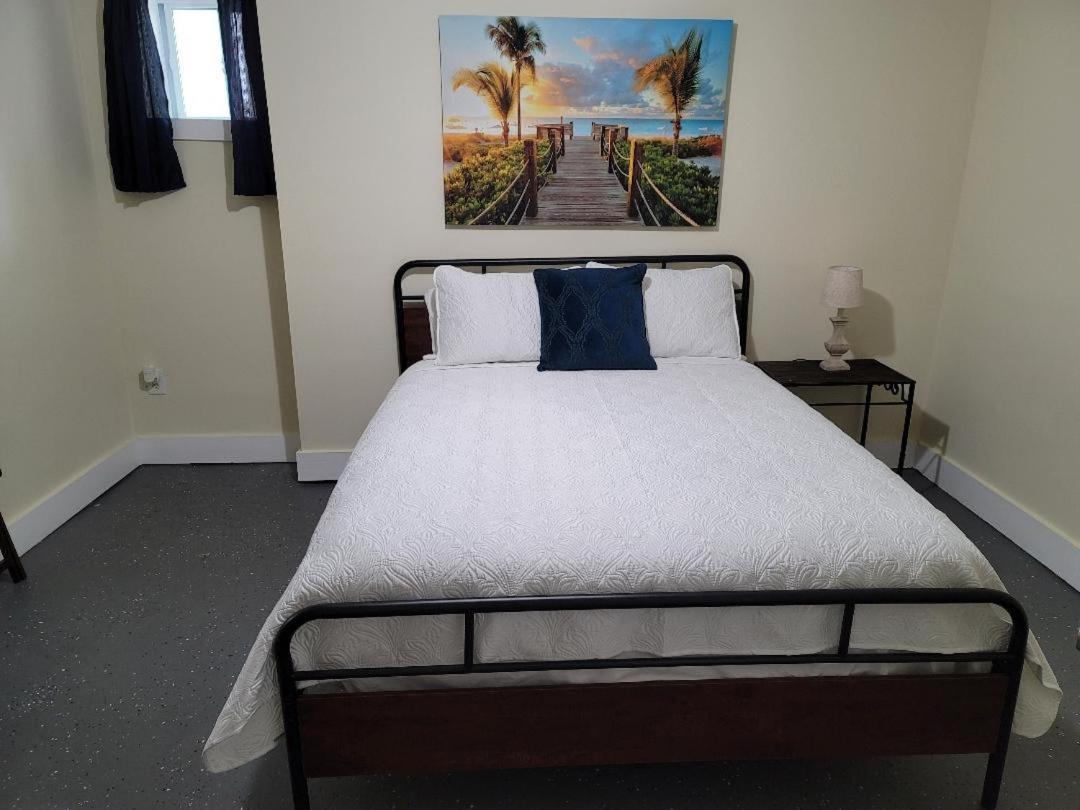 Relaxing, Comfortable, Private Bedroom *