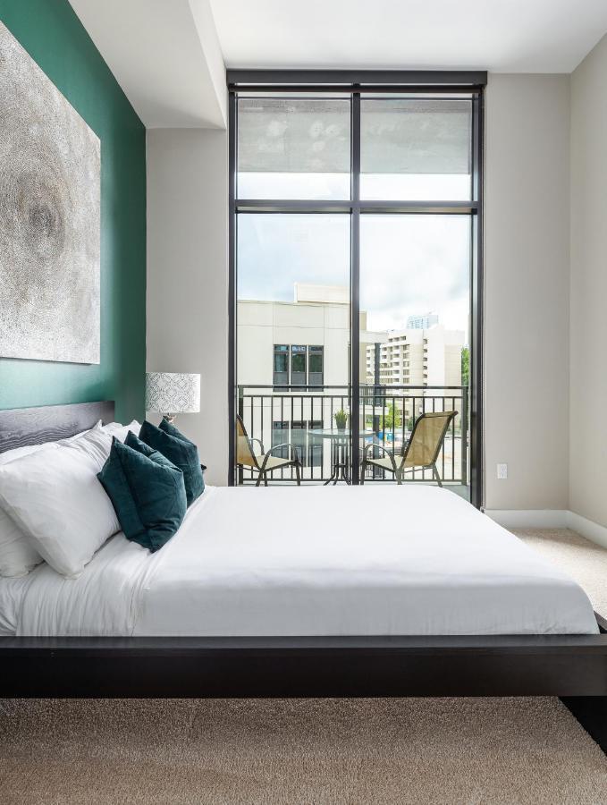 Stylish Tranquil Buckhead Hideaway Apartment