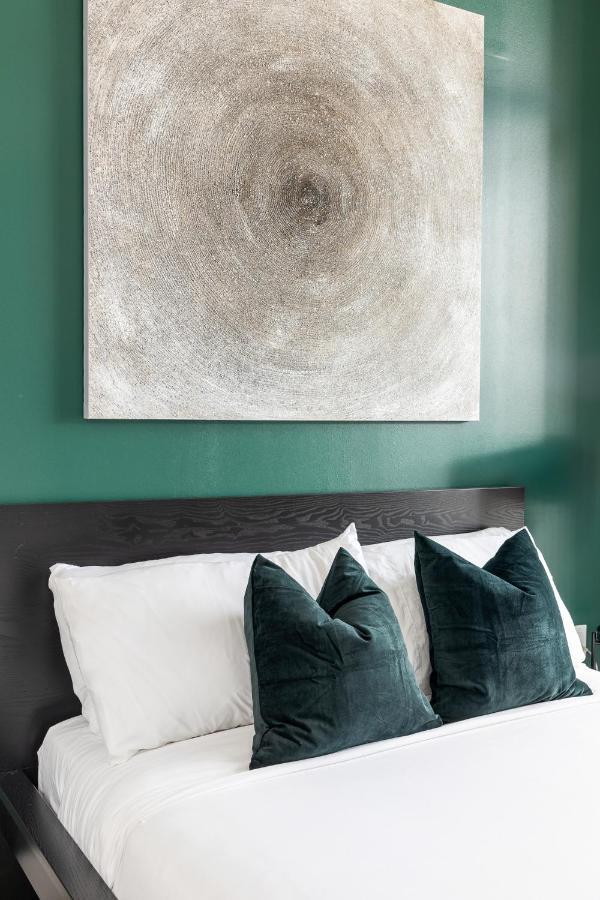 Apartment Stylish Tranquil Buckhead Hideaway *