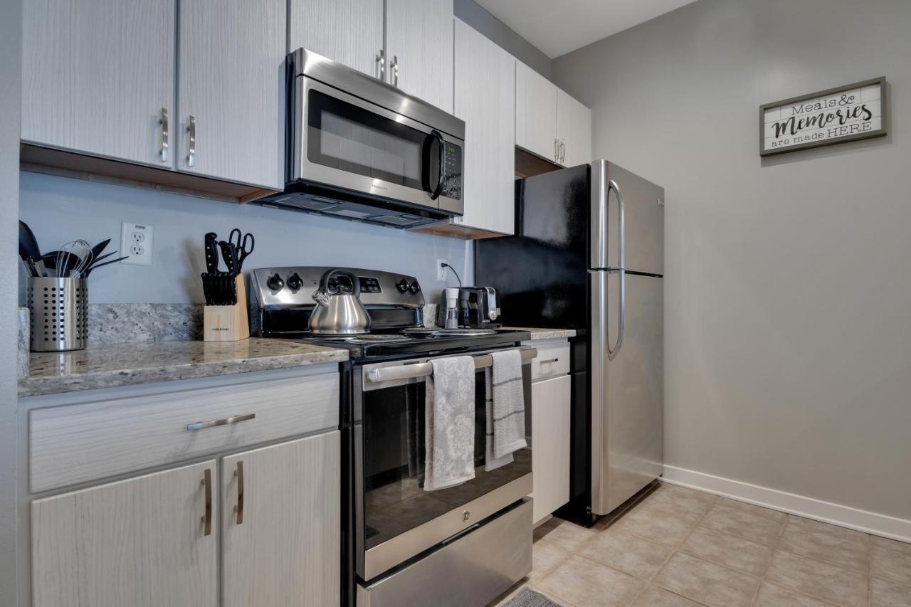 Apartment Private On Atlanta's Beautiful Beltline Trail- Includes Free Parking