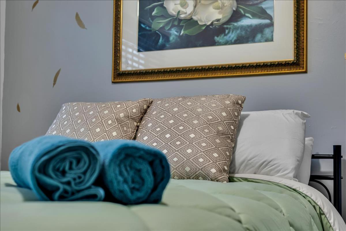 Your Serene, Green Villa! *