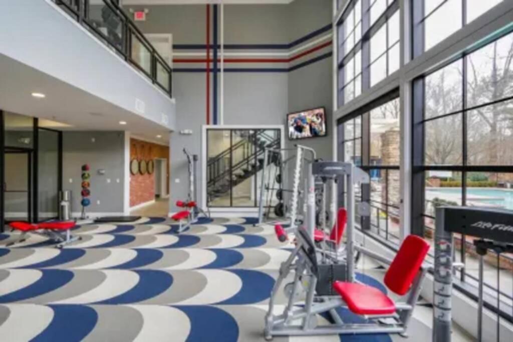 Apartment Entire Apartment-comfy/cozy 2bd2ba Near Perimeter - A Dunwoody Oasis