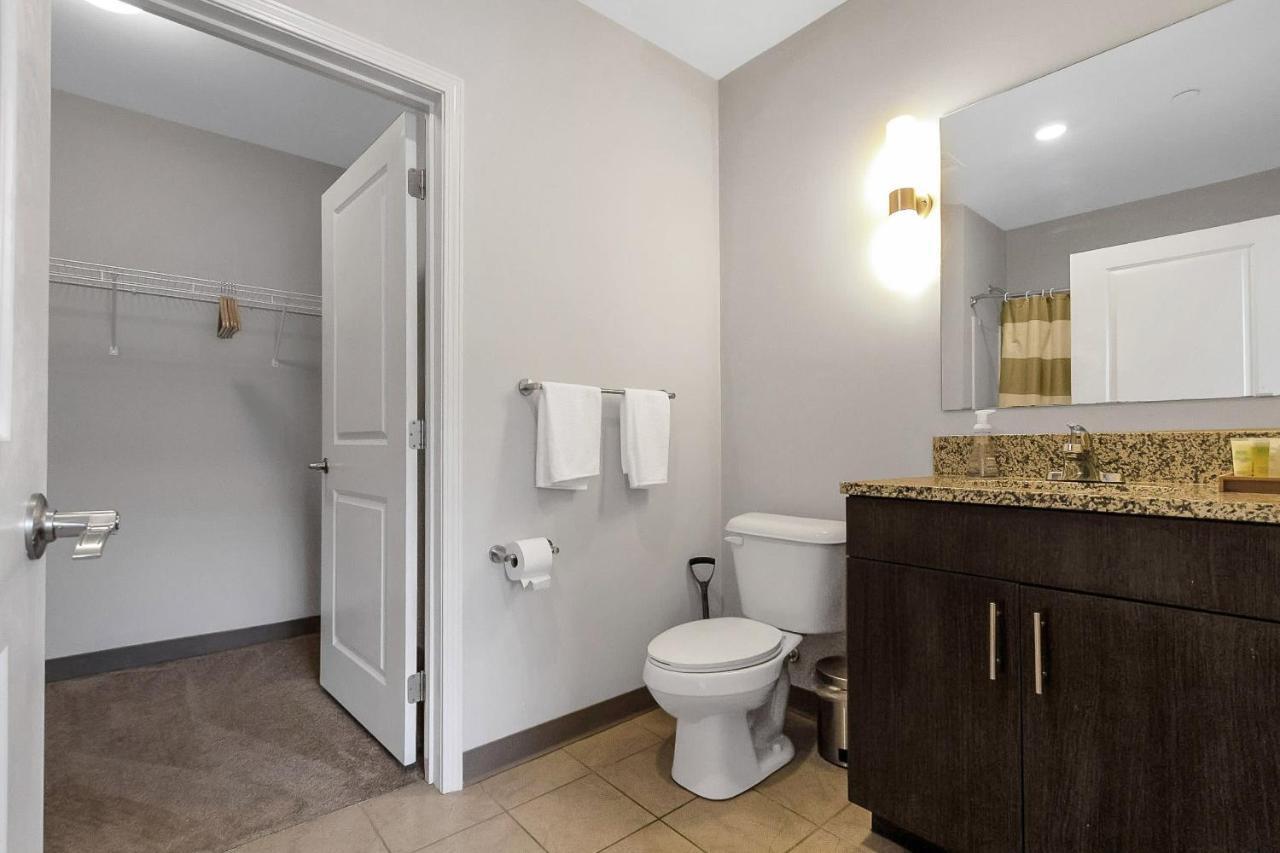 The At Edgewood Apartment