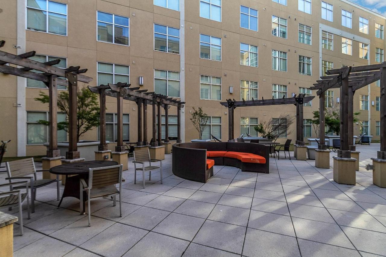 The At Edgewood