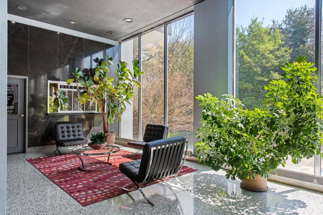 804 Free Parking Modern Downtown Apt, Great Wifi