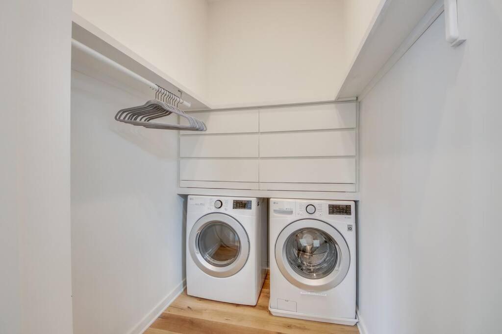 Opalescence Luster Midtown Penthouse Loft Apartment *