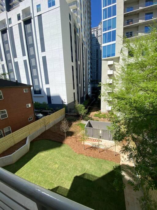 Apartment Opalescence Luster Midtown Penthouse Loft Atlanta