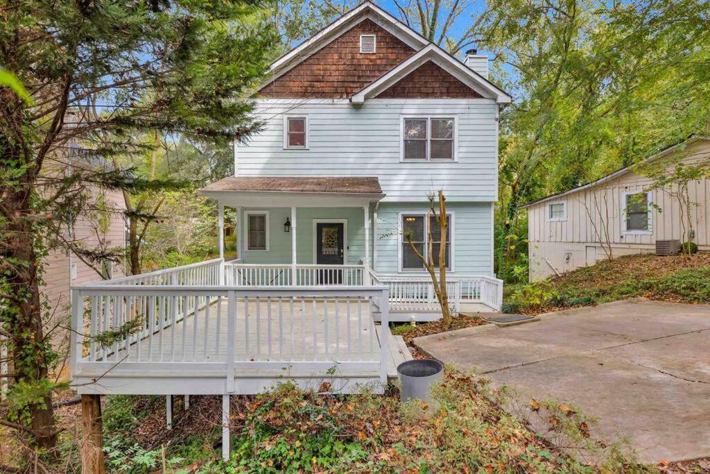 Holiday home Charming Mins Away From Atlanta's Attractions