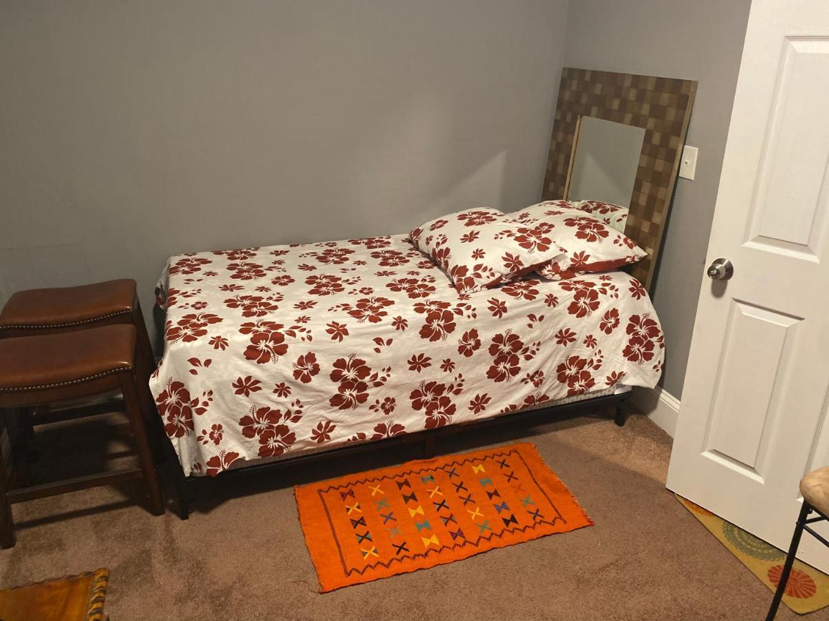 Homestay Cute, Trendy Sophisticated & Classy
