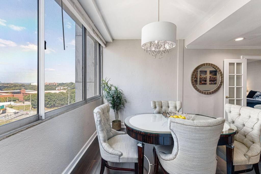 1001 Free Parking, 2 Bd, Modern Dtw, Great Wifi
