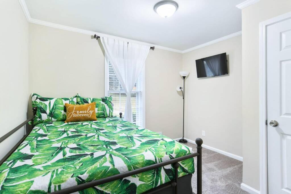 5 Mins From Airport Family Friendly * Atlanta