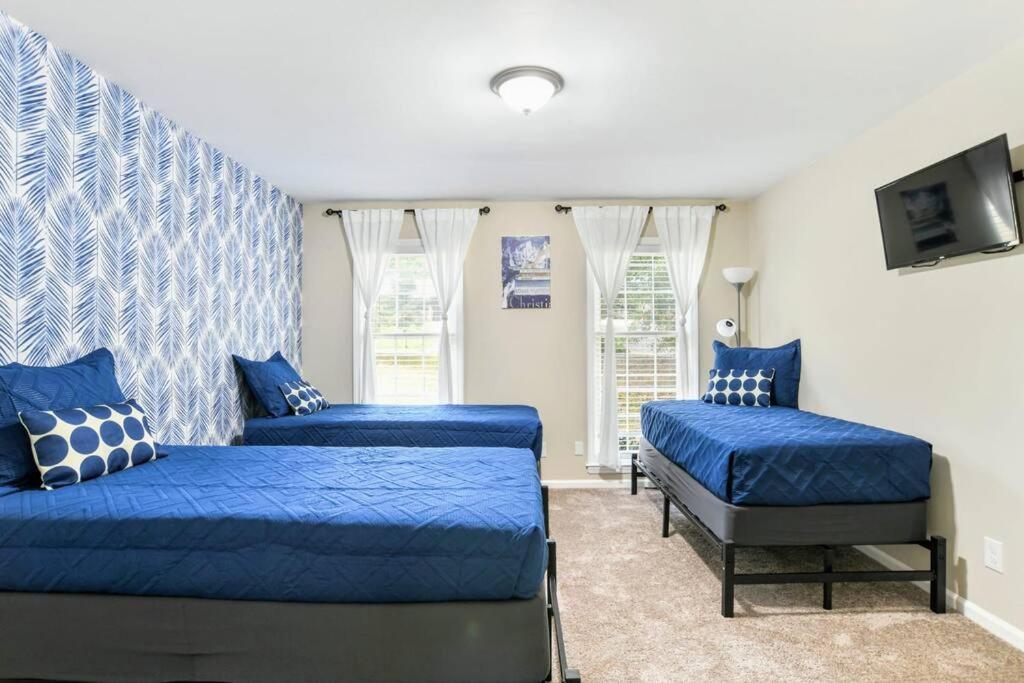 Holiday home 5 Mins From Airport Family Friendly