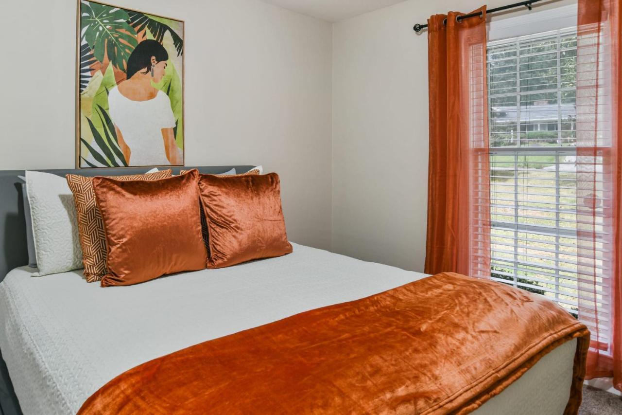 5 Mins From Airport Family Friendly Holiday home