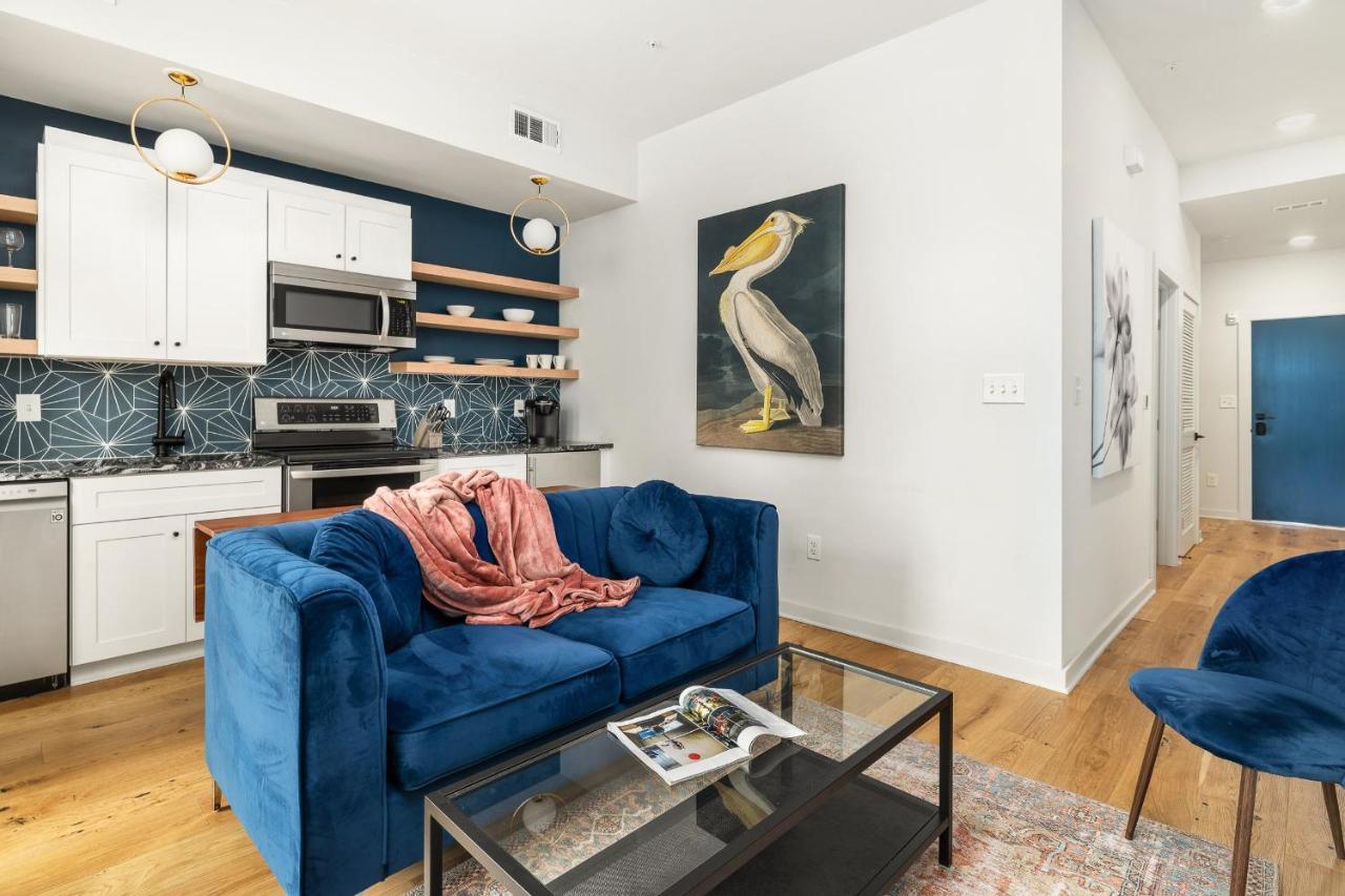 Marvelous Midtown Manor In Piedmont Park Apartment