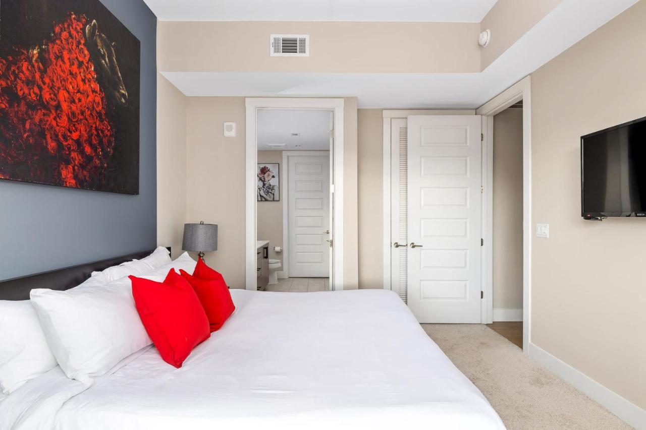 Poshly Pastel Buckhead Paradise