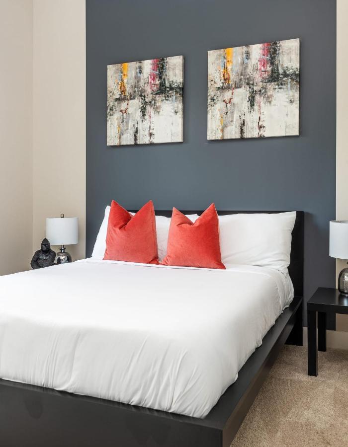Poshly Pastel Buckhead Paradise Apartment Atlanta