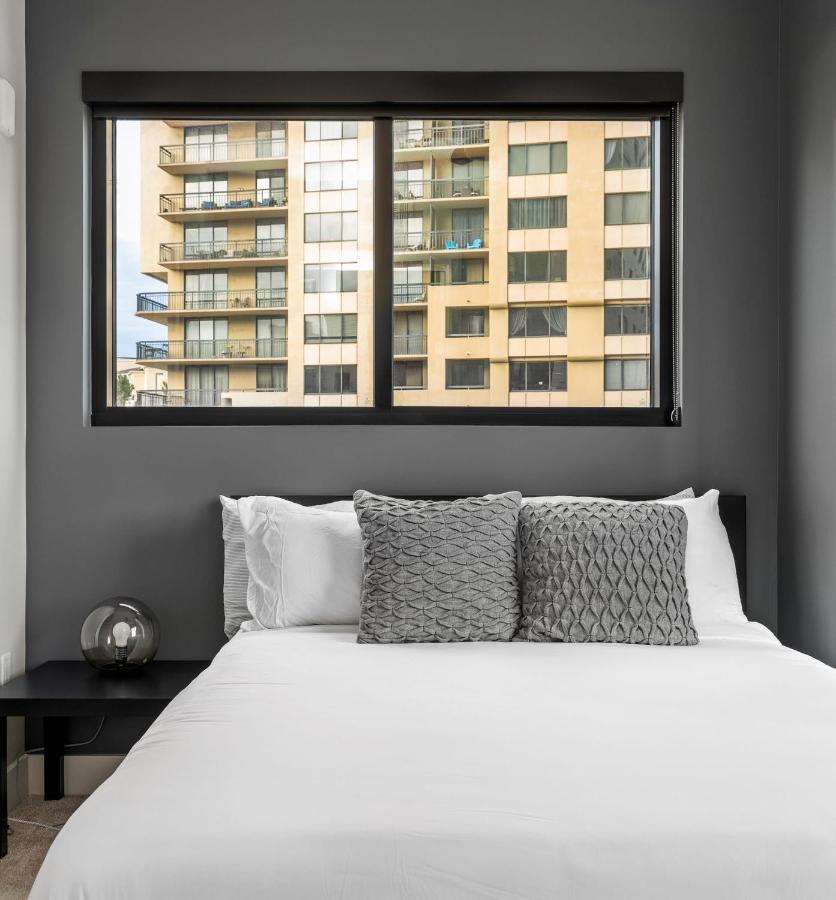 Poshly Pastel Buckhead Paradise Apartment Atlanta
