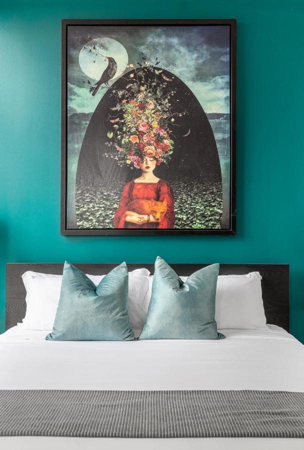 Stylish Tranquil Buckhead Hideaway Apartment