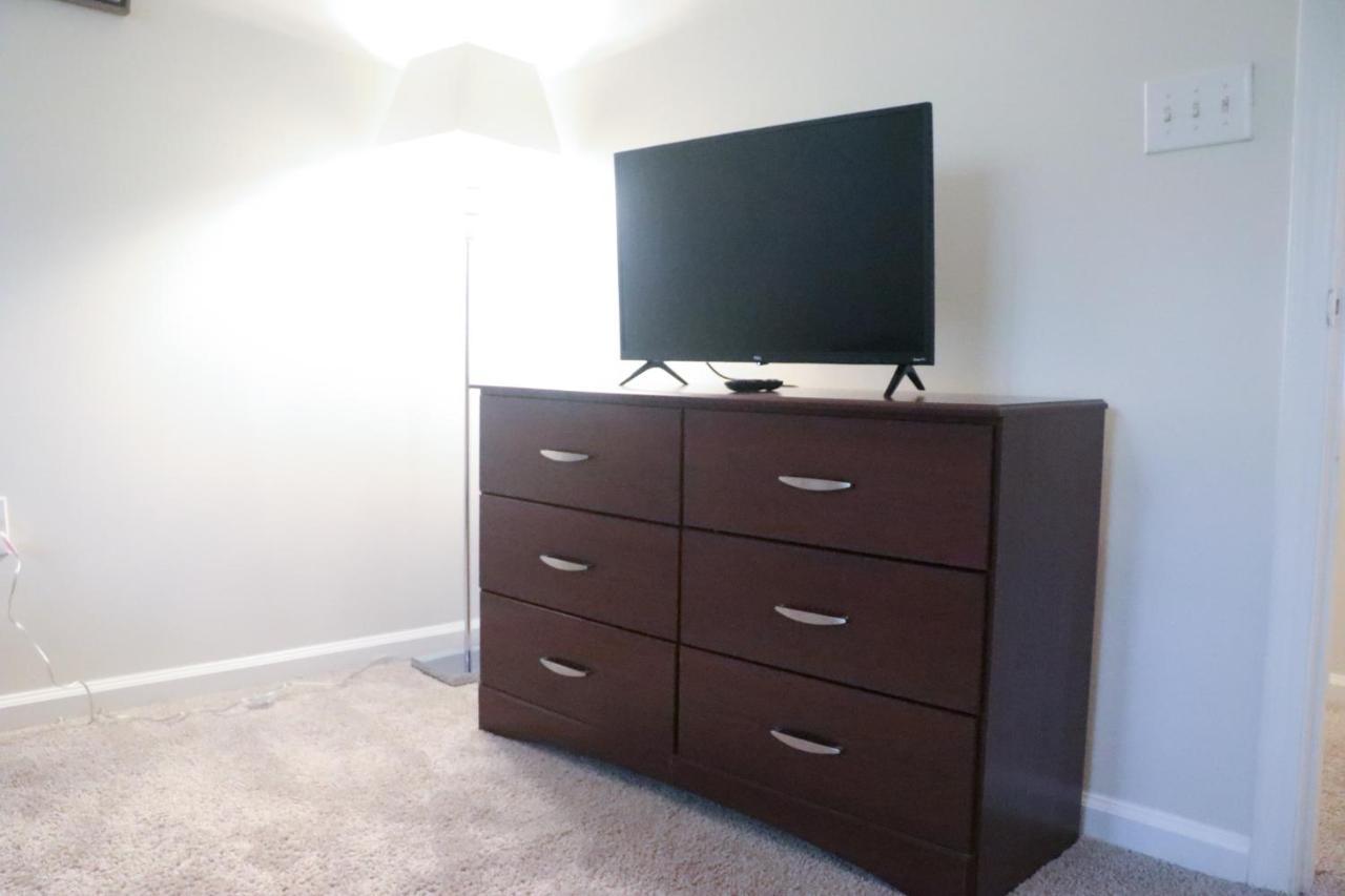 Fantastic Two Bedroom, Near Airport, Cozy & Comfy! Atlanta