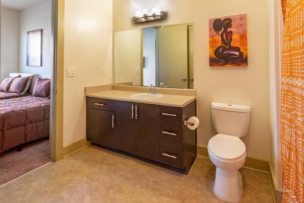 African Kingdom Loft Apartment Atlanta