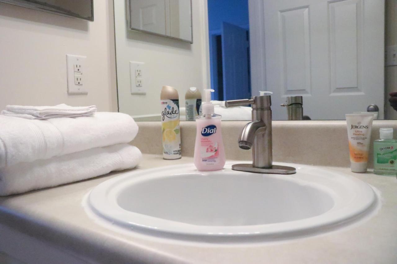Fantastic Two Bedroom, Near Airport, Cozy & Comfy! Apartment Atlanta