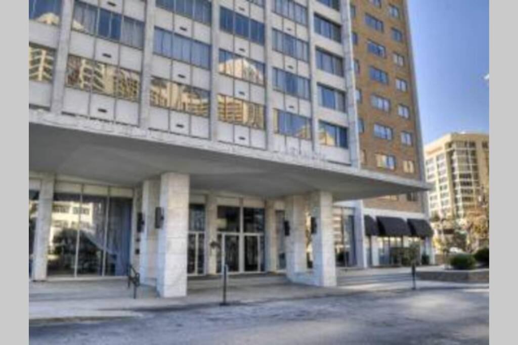 Heart Of Downtown 2Bd 1Free Parking View! Lm1008 Apartment
