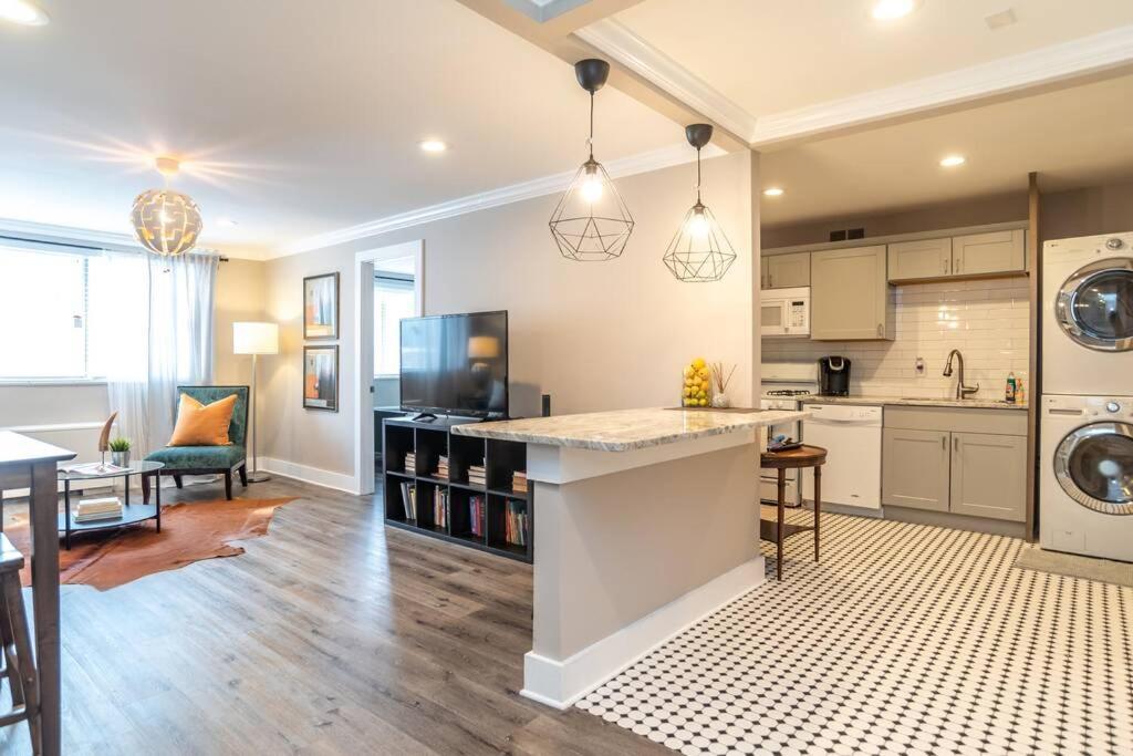 Heart Of Downtown 2Bd 1Free Parking View! Lm1008 * Atlanta