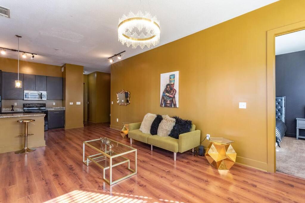 African Kingdom Loft Apartment *