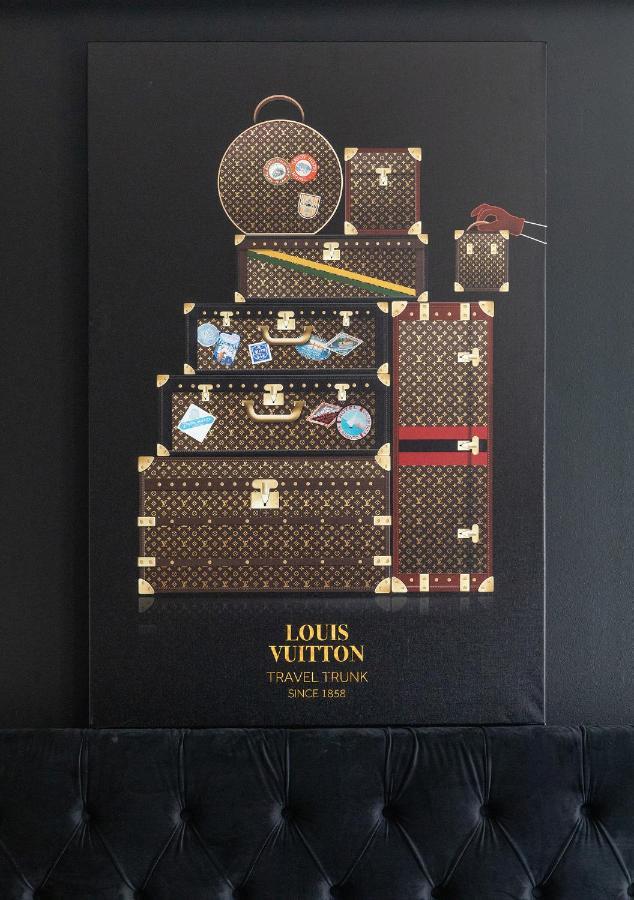 Louis Vuitton Loft Apartment *